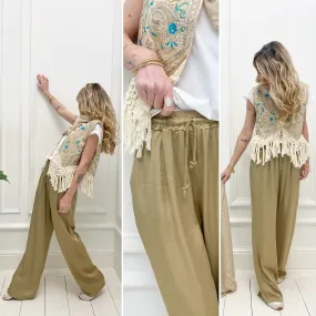 Pantalon beige satiné