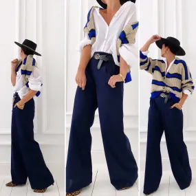 Pantalon bleu marine avec ceinture