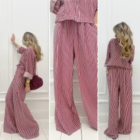 Pantalon rayé rouge framboise et blanc